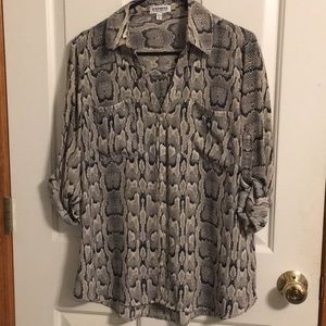 Snake skin patterned Portofino button up